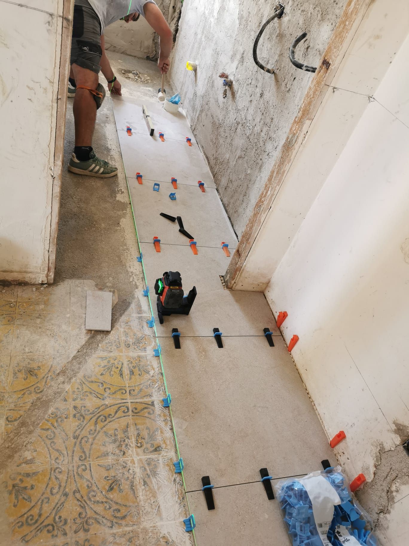 Villetta: rifacimento interni ed esterni